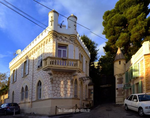 18, rue château de la tour 