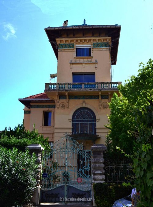 Villa indochinoise