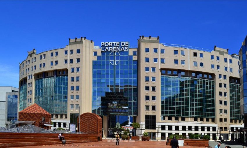 Porte de l\'Arénas