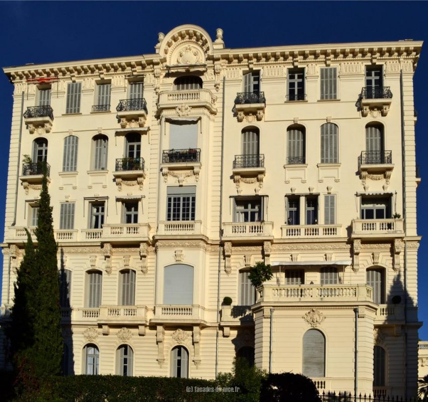 Palais l\'Hermitage
