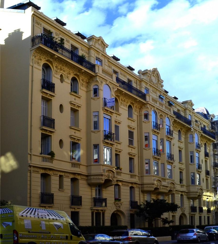 Maison aux Roses