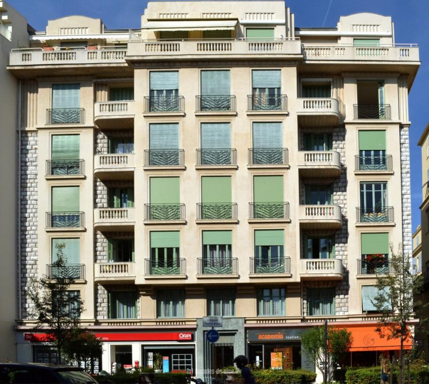 Palais Azurie