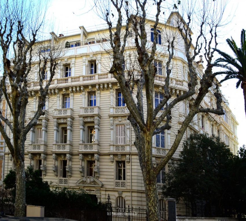 Palais Victor Hugo