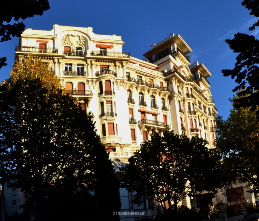 Le Majestic