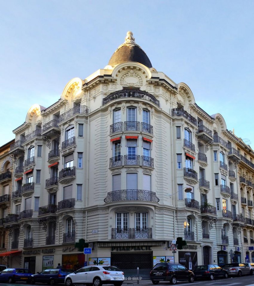 Palais Médicis